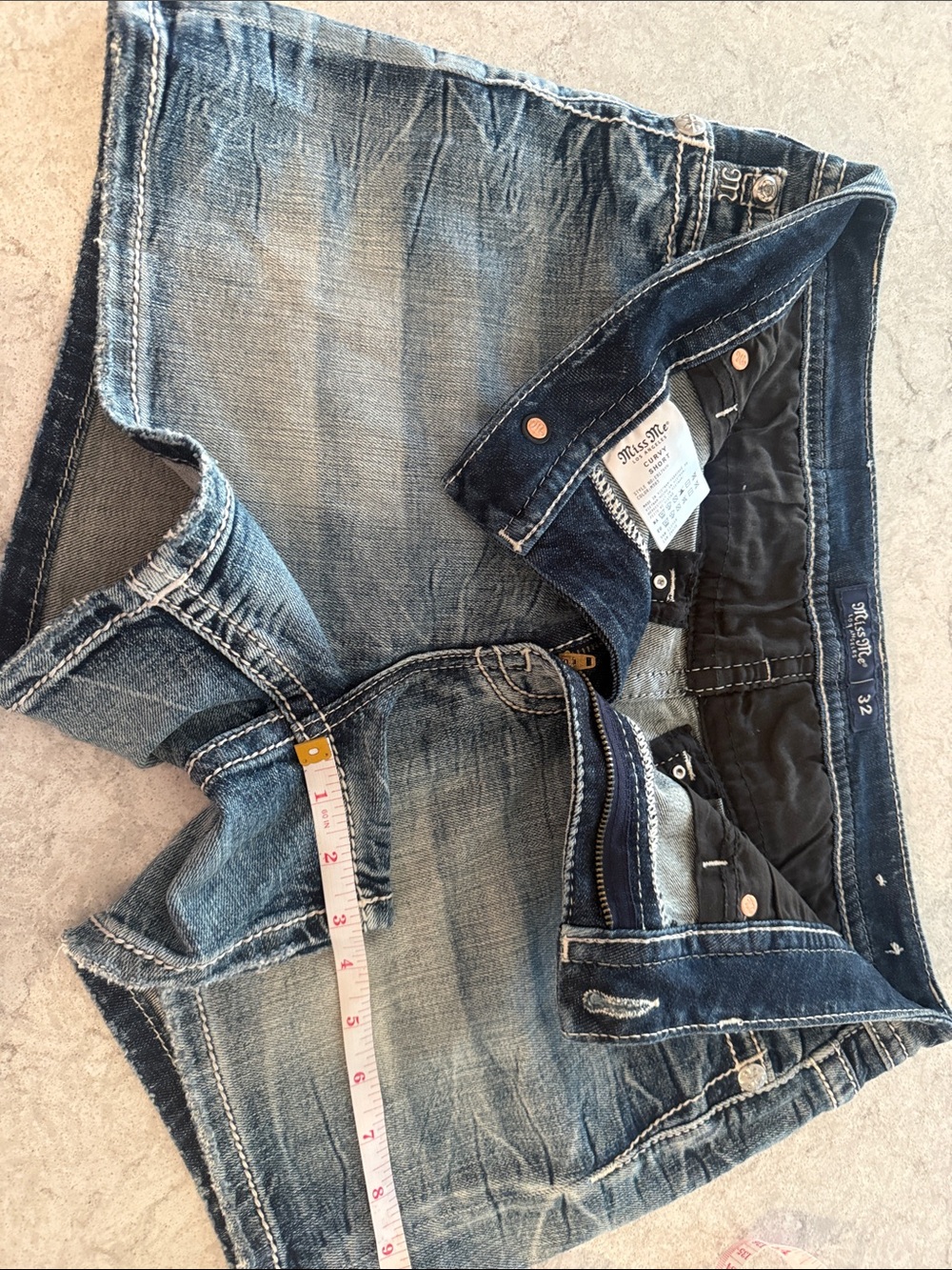 Miss Me Blue Denim Shorts with Multicolor Embroidered Pocket Trim waist 32 - Picture 4 of 4
